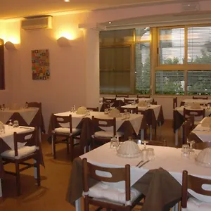 2* Hotel Giamaica